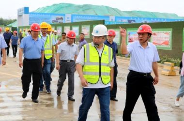 圖片新聞：市城鄉(xiāng)建設委員會武兆軍副主任蒞臨董家十村安置房項目檢查工作