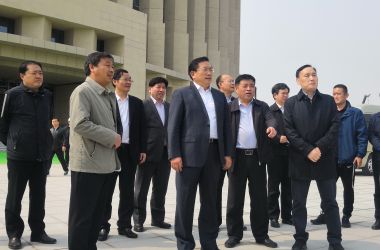 圖片新聞：濟南市委書記王忠林調研貝特公司監理的超算中心項目