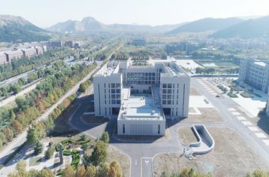 【圖片新聞】山東貝特建筑項目管理咨詢有限公司監理的山東師范大學綜合科研樓項目榮獲2019年度“泰山杯”獎